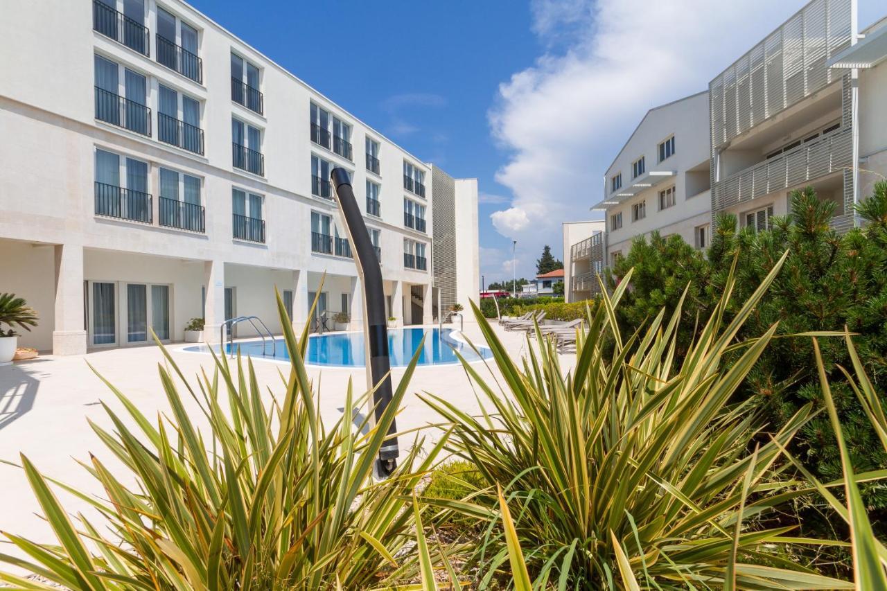 The Garden Palace Umag By Locap Group Esterno foto
