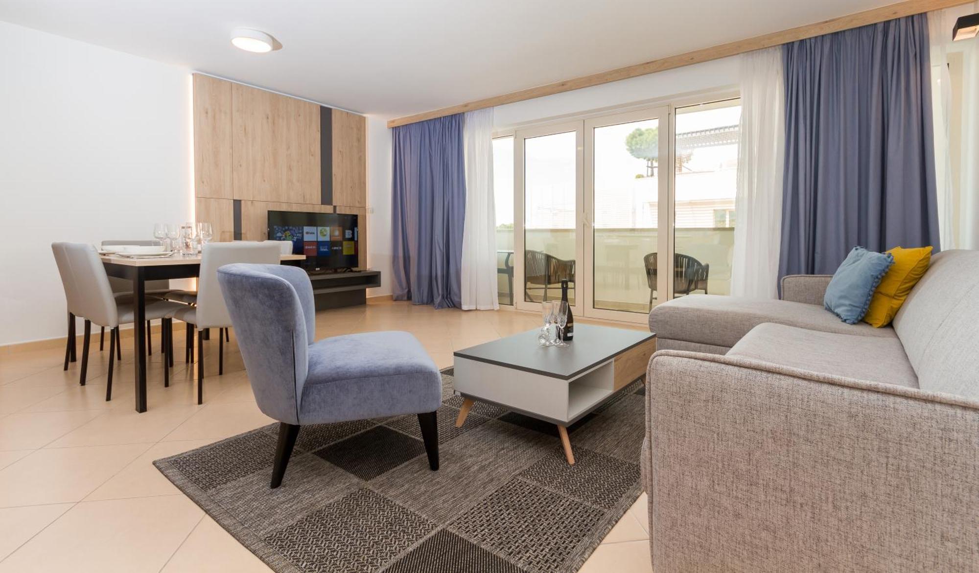 The Garden Palace Umag By Locap Group Esterno foto
