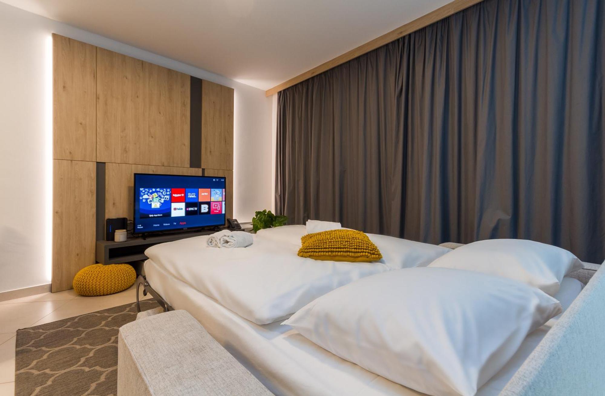 The Garden Palace Umag By Locap Group Esterno foto